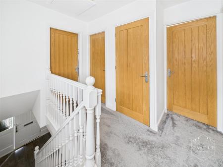 FIRST FLOOR LANDING