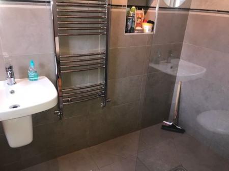 Bedroom 2 En-Suite
