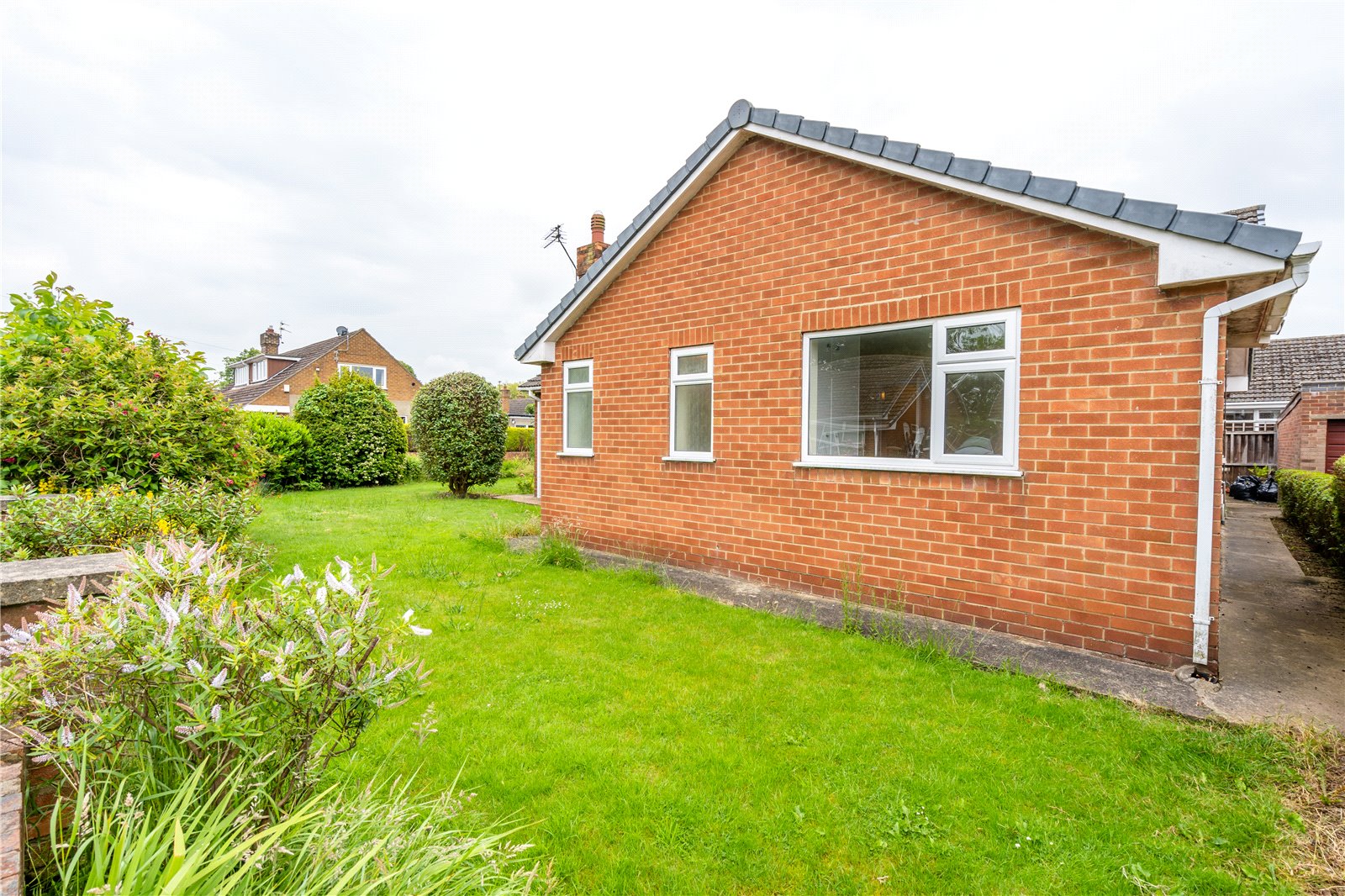 3 bedroom Detached Bungalow for sale in GRIMSBY