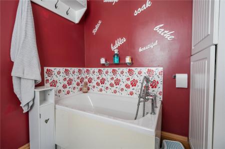 En-Suite (2)