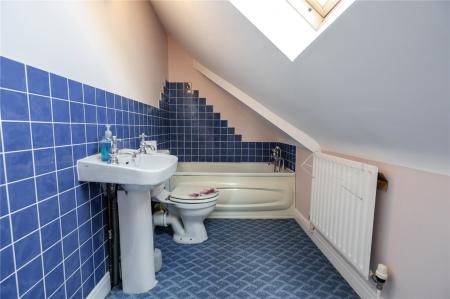 Ensuite Bathroom