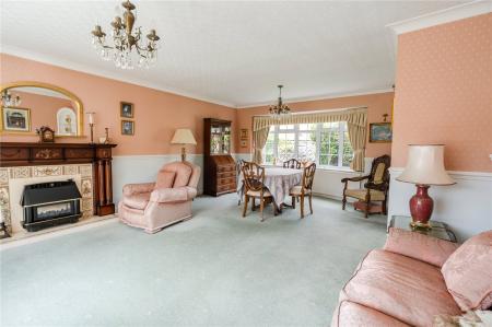 Living/Dining Room