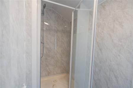 Shower Room (2)