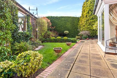 Garden (3)