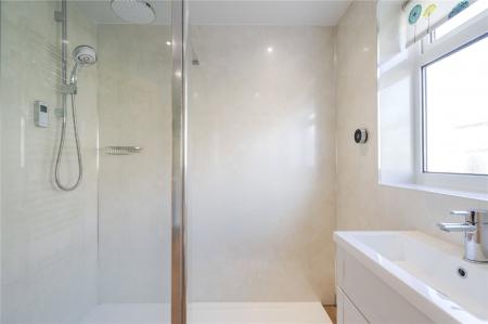 Shower Room (2)