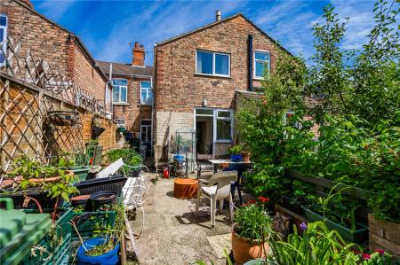 Rear Garden (3)