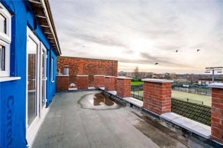 Rear Roof Terrace