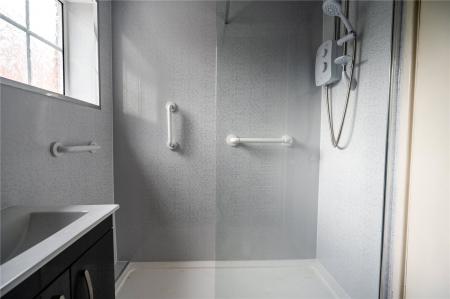 Shower Room (2)