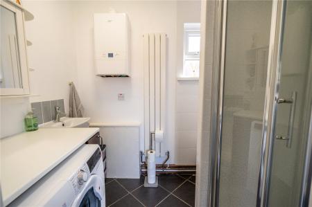 Utility/Shower Room