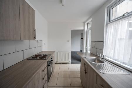 Kitchen (2)