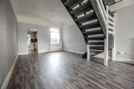 Living/Dining Room 2