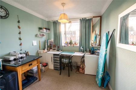 Bedroom 3 (2)