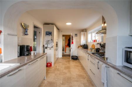 Kitchen (3)