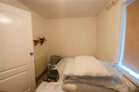 Bedroom 3 (2)