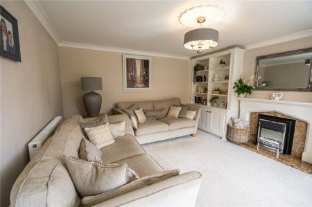 Living Room (2)