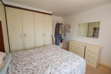 Bedroom 1 (2)