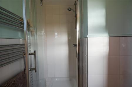 Shower Room (2)