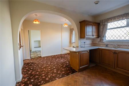 Kitchen Area (2)