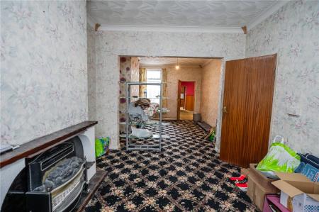 Living/Sitting Room