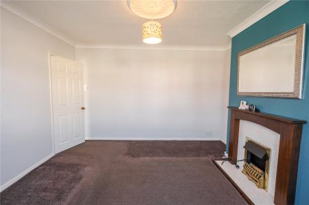 Living Room (2)