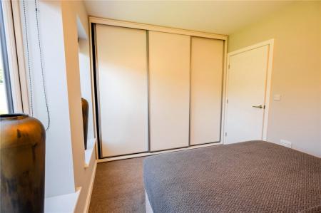 Bedroom 1 (2)