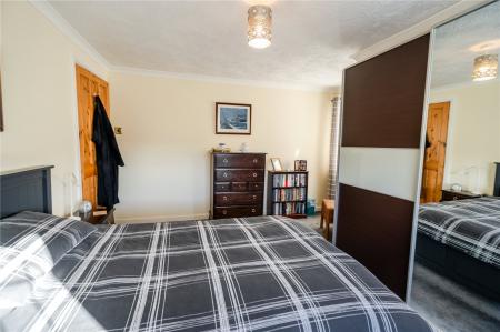 Bedroom 1 (3)