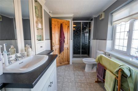 Bathroom (2)