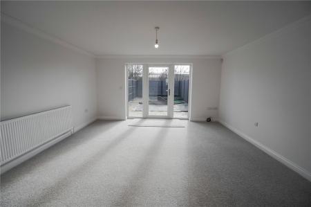 Living Room (2)
