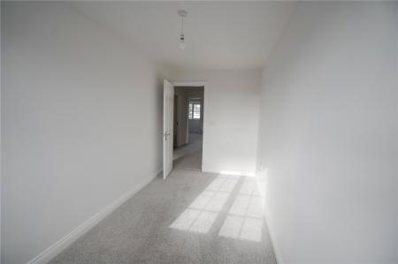 Bedroom 2 (2)