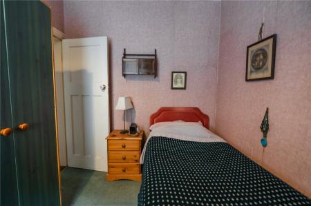 Bedroom 4 (2)