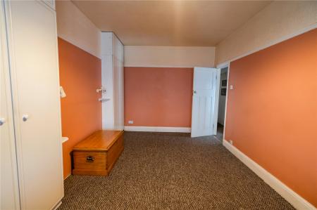 Bedroom 1 (2)