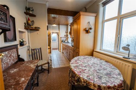 Kitchen (2)