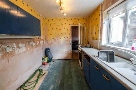 Kitchen (2)
