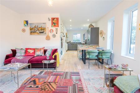 Kitchen/Living Room