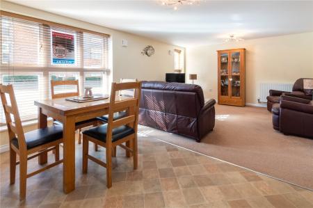 Living/Kitchen