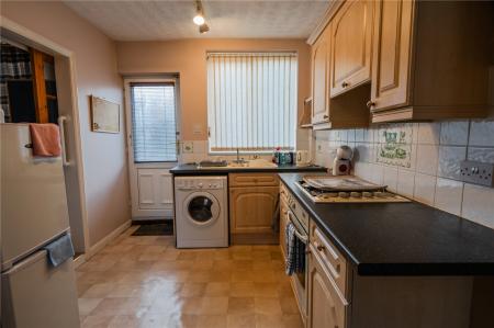 Kitchen (2)