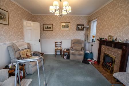 Living Room (2)
