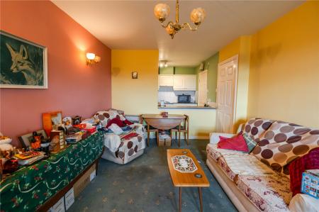 Living Room (2)