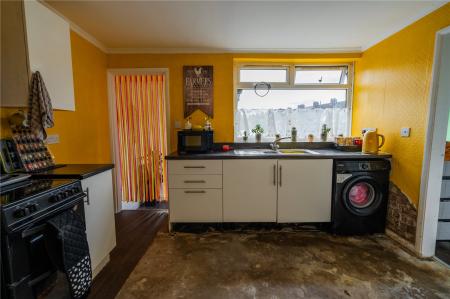 Kitchen (2)