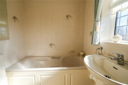 Bathrom (2)