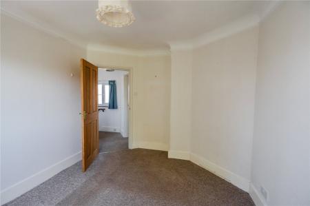 Bedroom 2 (2)