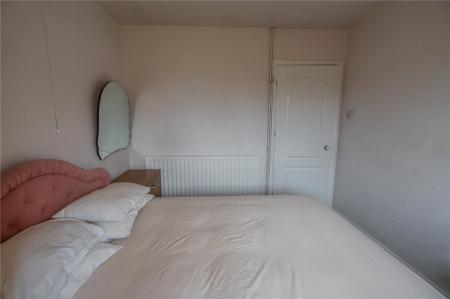 Bedroom 2 (2)