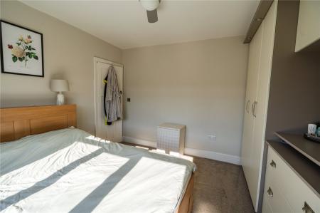 Bedroom 1 (2)