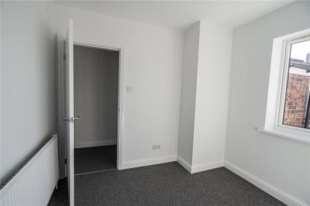 Bedroom 2 (2)