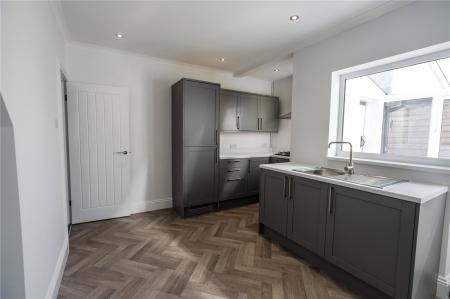 Kitchen-Diner (2)