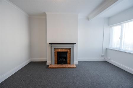 Living Room (2)