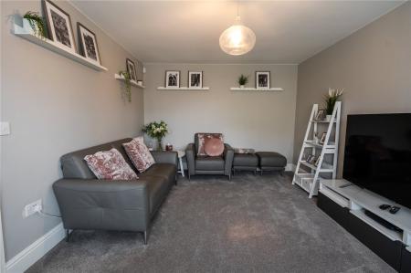 Living Room (2)