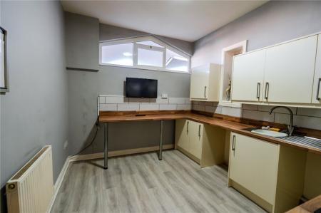 Kitchen (2)