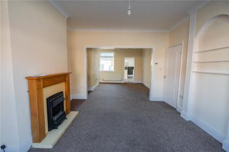 Living Room (2)