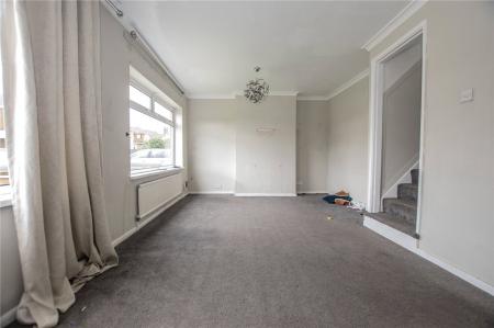 Living Room (2)